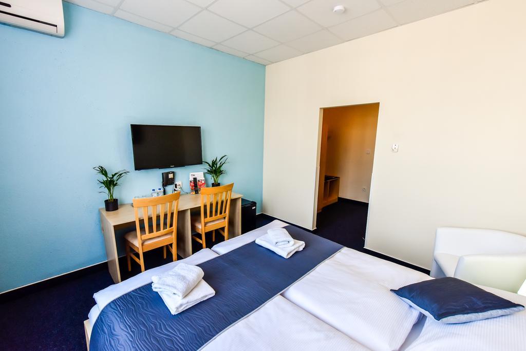 City Hostel Brno Modřice المظهر الخارجي الصورة