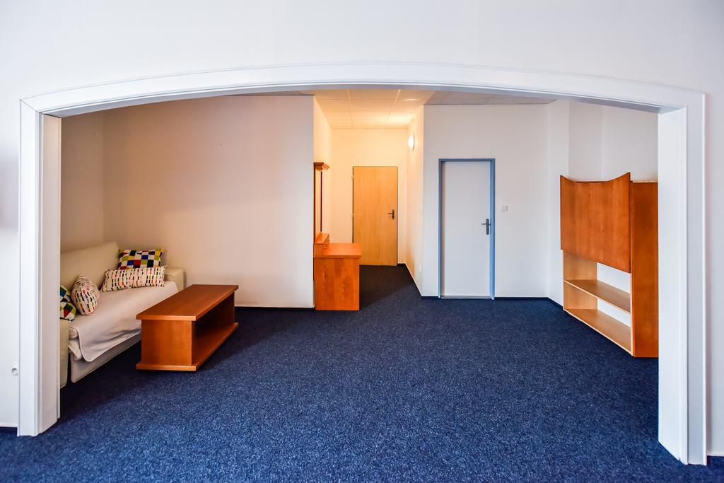 City Hostel Brno Modřice المظهر الخارجي الصورة