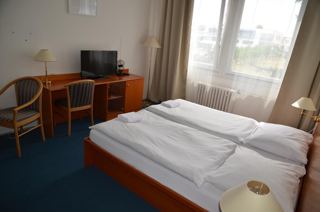 City Hostel Brno Modřice المظهر الخارجي الصورة