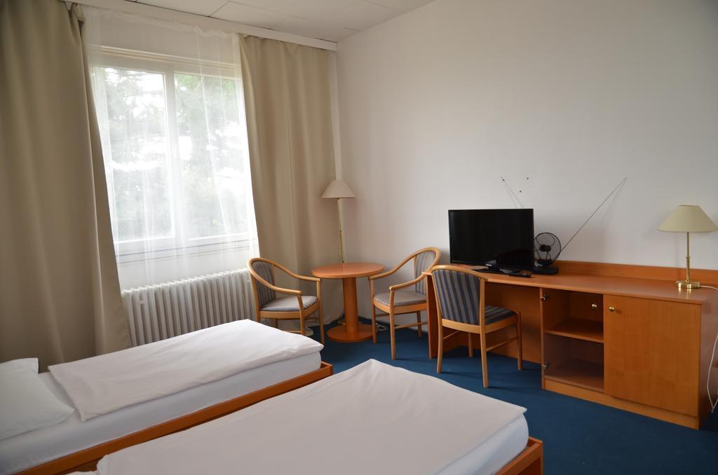 City Hostel Brno Modřice المظهر الخارجي الصورة